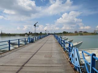 Il ponte di barche sul Po